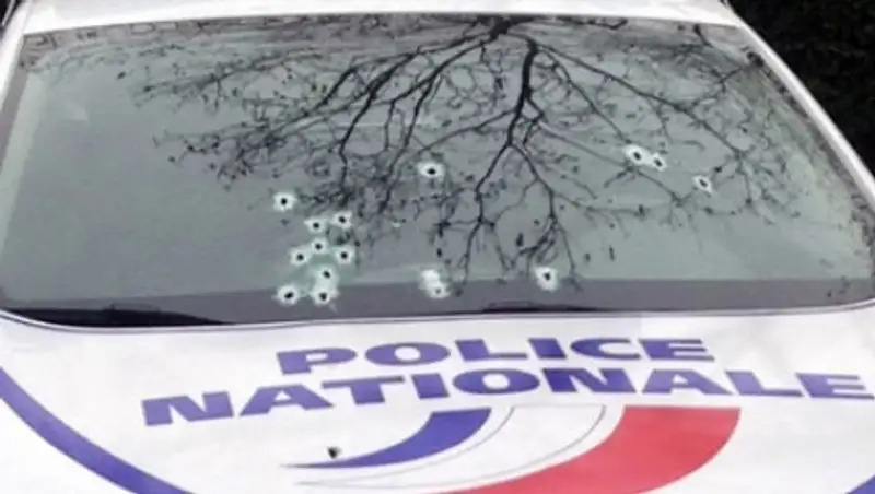 Парижанин раскаялся в публикации записи с убийством полицейского у Charlie Hebdo