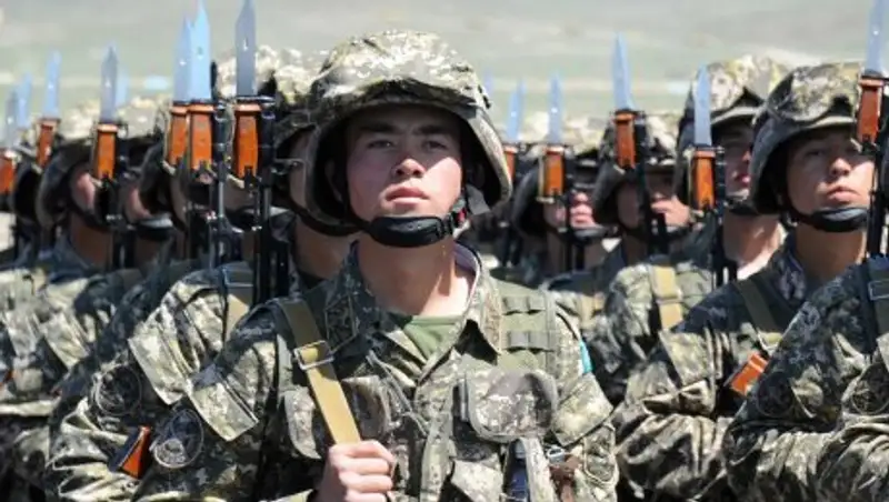 Телерадиокомплекс Президента РК опубликовал видеопоздравление в честь Дня защитника