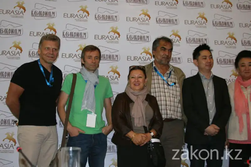 Участники последнего дня МКФ «Евразия 2012» представили свои работы на конкурс