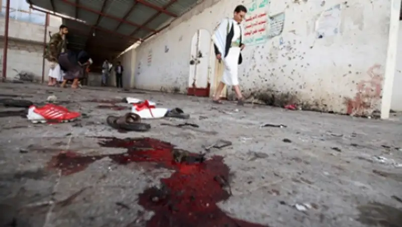 В результате теракта в мечети в Саудовской Аравии погибли 20 человек