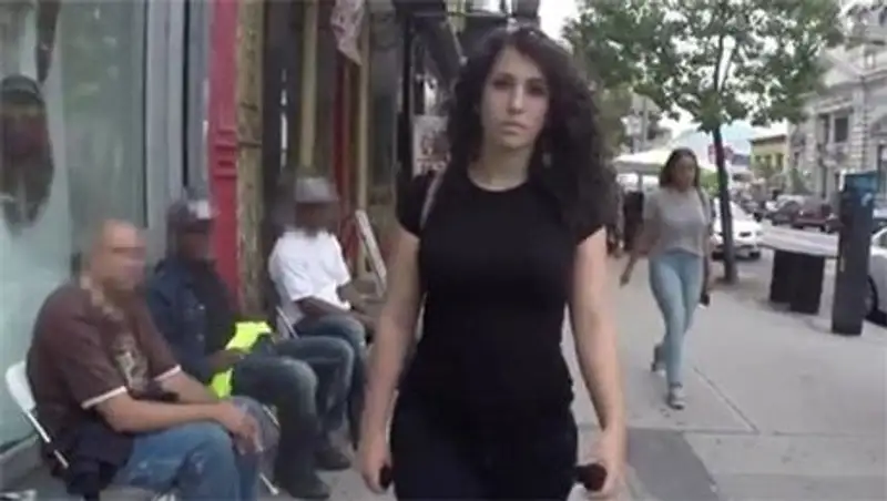 Женщина в Нью-Йорке за 10 часов попала под внимание 108 мужчин