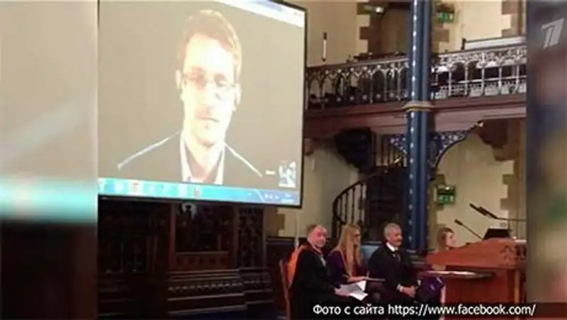 Студенты университета в Глазго выбрали своим ректором Эдварда Сноудена