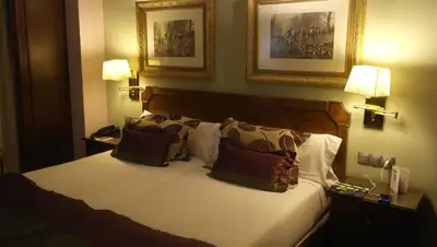 Несовершеннолетним не будут предоставлять номера, фото - Новости Zakon.kz от 07.10.2022 18:48