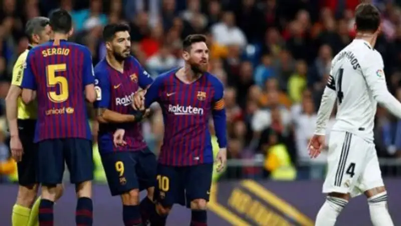 "Барселона" во второй раз победила "Реал"