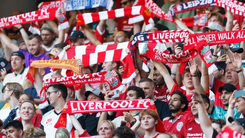 Фанаты "Ливерпуля" создали проблему футболистам "Реала" за день до матча