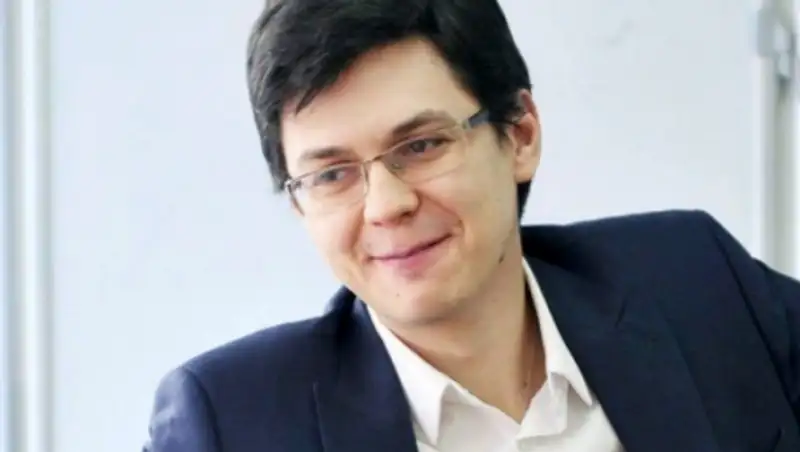 Историк Сергей Рекеда — об особенностях избирательных кампаний в России и Казахстане