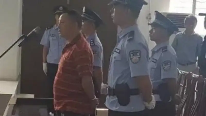 В Китае казнили водителя, насмерть сбившего четверых школьников