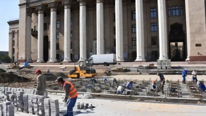 На площади «Астана» в Алматы появятся сухие фонтаны