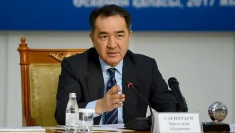 Сагинтаев поручил продолжить работу по стабилизации ситуации с бензином