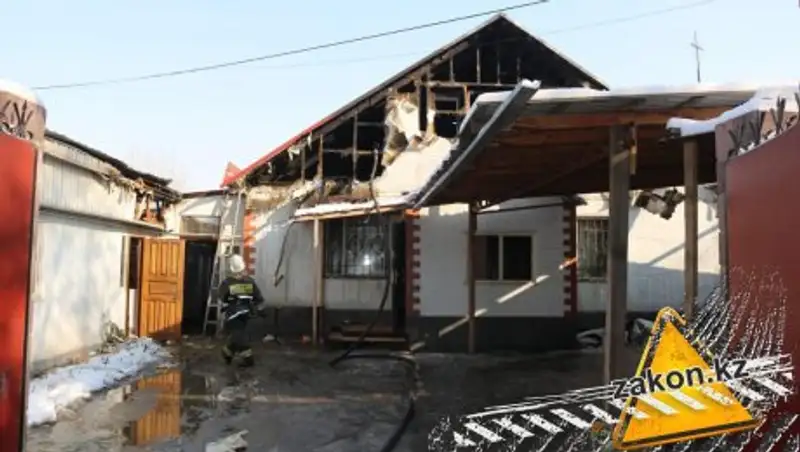 Частный дом горел в Алматы