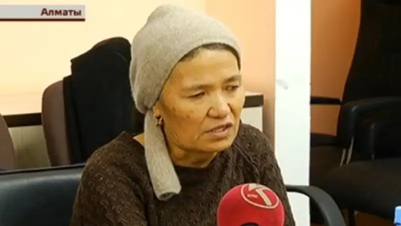 Близкие мужчины, напавшего на врача скорой, заявляют, что медики первыми затеяли драку