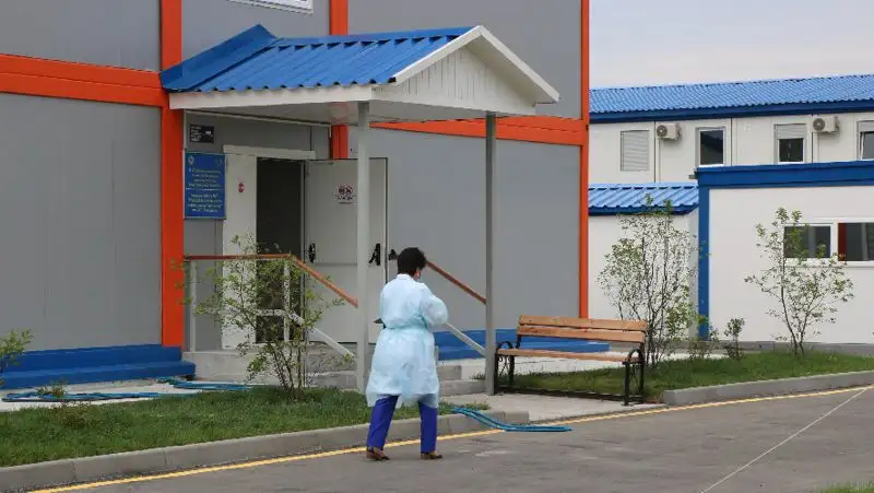 Спад числа заболевших COVID-19 за сутки выявили в Казахстане