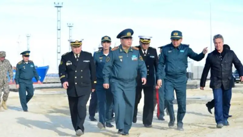 Министр обороны РК совершил рабочую поездку в Актауский гарнизон 