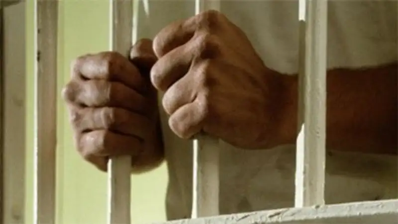 В ЮКО районный замакима осужден на 3,5 года за мошенничество