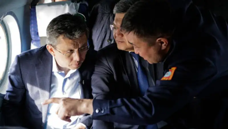 Аким столицы Бахыт Султанов совершил облет приграничных территорий города