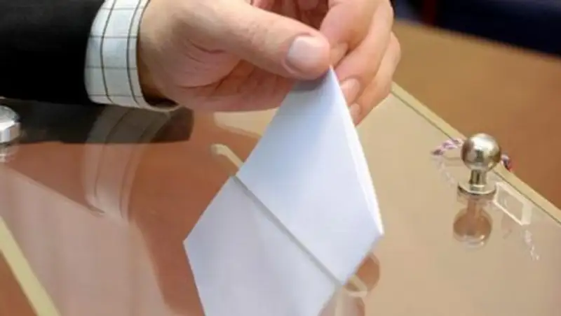 Власти Узбекистана откроют за границей 44 участка для выборов президента