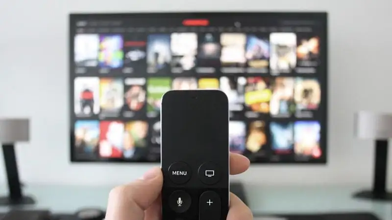 Телекомпания в Британии будет взимать с клиентов деньги за проматывание рекламы