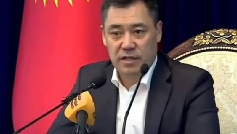 Садыр Жапаров принял полномочия президента Кыргызстана