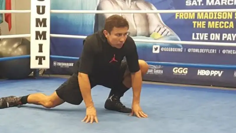 Опубликованы свежие фотографии с тренировок Головкина перед боем с Джейкобсом