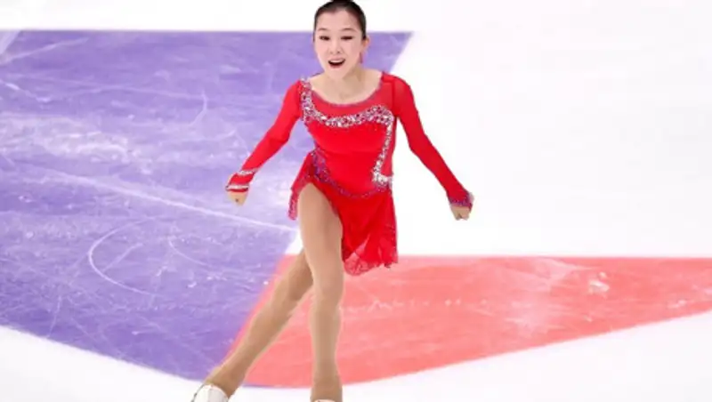 Элизабет Турсынбаева вошла в десятку лучших фигуристок мира