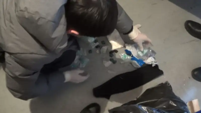 Крупную партию синтетических наркотиков изъяли в Павлодаре