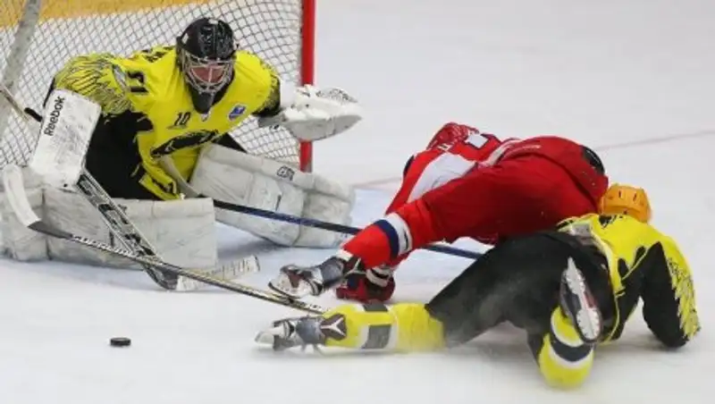 «Сарыарка» в третий раз обыграла «Звезду» в плей-офф ВХЛ