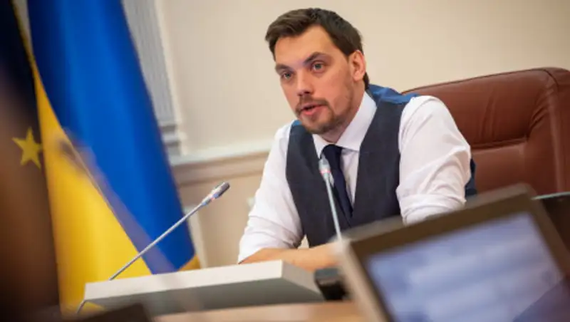 Премьера Украины обвинили в домогательствах