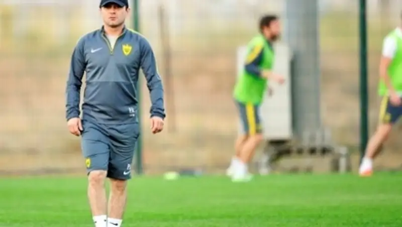 Наставник «Анжи» рассказал об игре с «Окжетпесом»