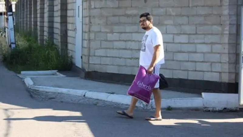 Максат Усенов вышел из спецприемника в день своего рождения