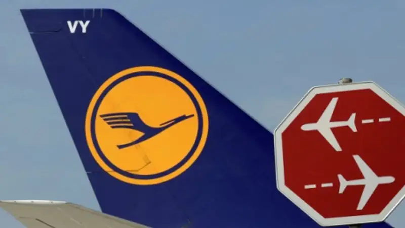 Lufthansa ожидают новые забастовки 26, 27 и 30 ноября