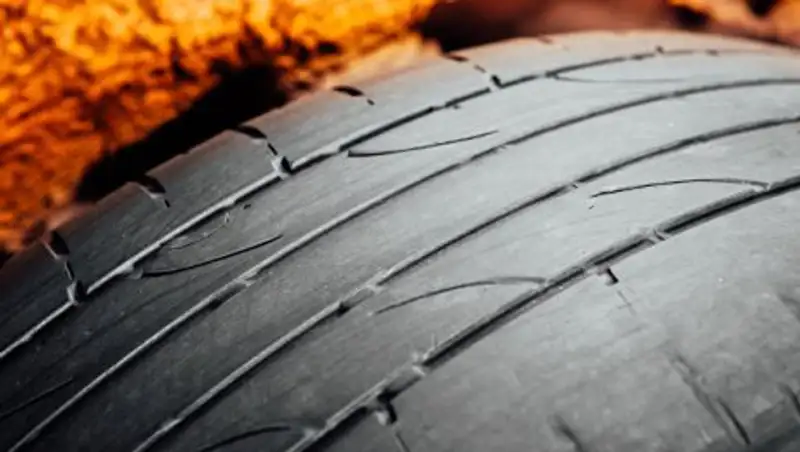 Автоэксперт рассказал о преимуществе изношенных шин над новыми