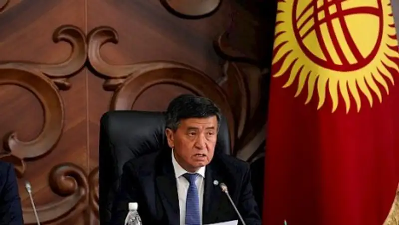 Премьер-министр Кыргызстана потребовал навести порядок в аэропортах