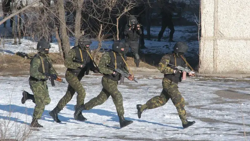 39 разыскиваемых казахстанцев задержали в ходе спецоперации в странах СНГ