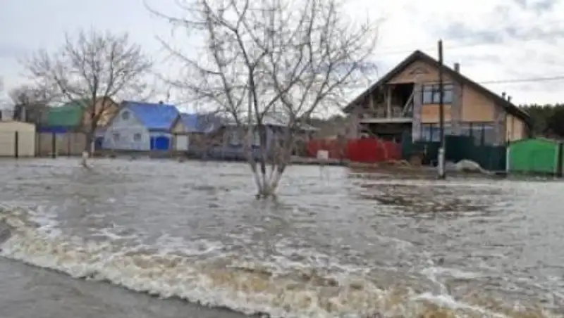 В Акмолинской области промыло плотину