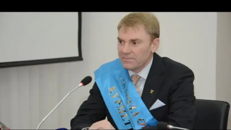 Олимпийский чемпион Владимир Смирнов стал почетным гражданином Акмолинской области