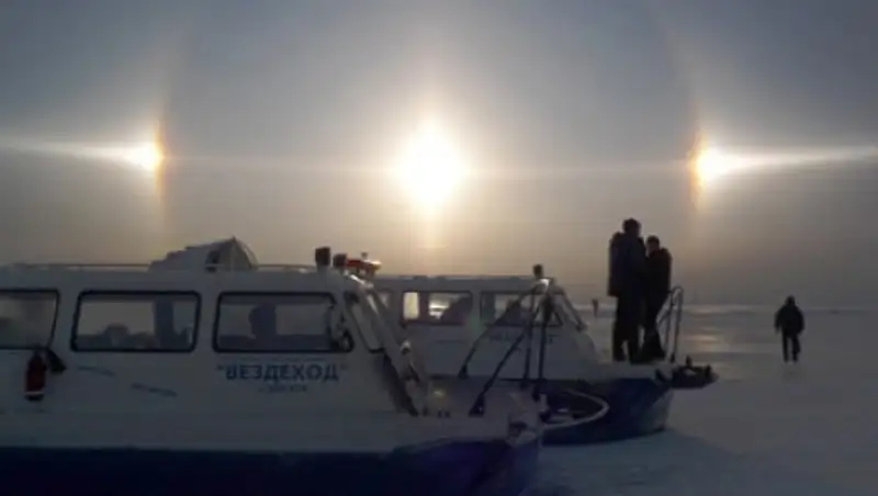 Жители Челябинска наблюдали над городом три солнца