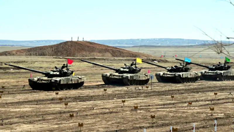 Казахстанские танкисты принимают участие в чемпионате мира по танковому биатлону