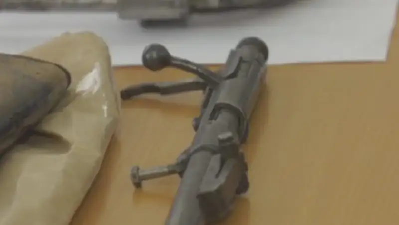 Житель Усть-Каменогорска разгуливал по городу с карабином