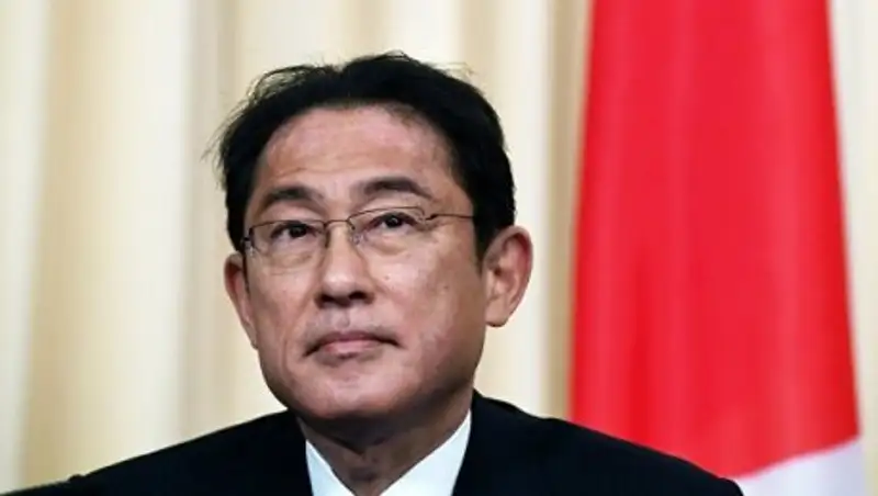 Глава МИД Японии намерен обсудить пуск ракеты КНДР с членом Госсовета Китая