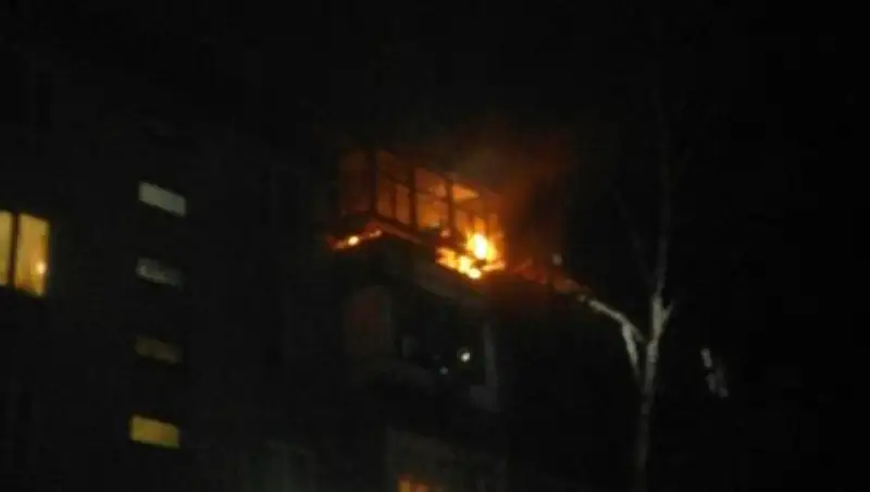 В Алматы минувшей ночью горели два балкона