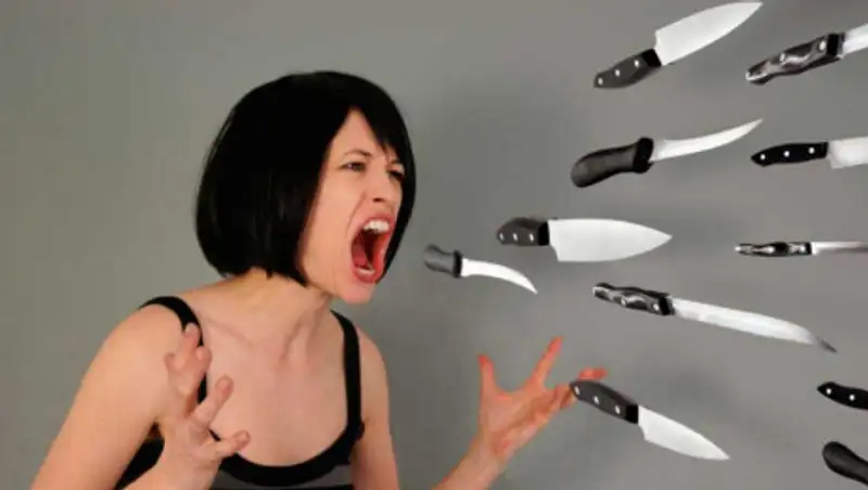 Юрист рассказал, как урезонить хама-соседа