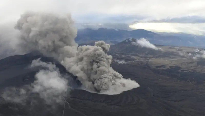 На юго-западе Японии произошло извержение вулкана Асо
