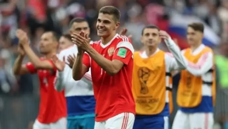 Российские футболисты обратились к болельщикам перед матчем с Испанией