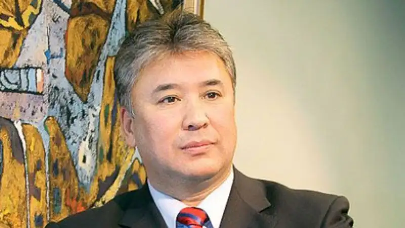 Известного юриста поздравляют коллеги с юбилеем