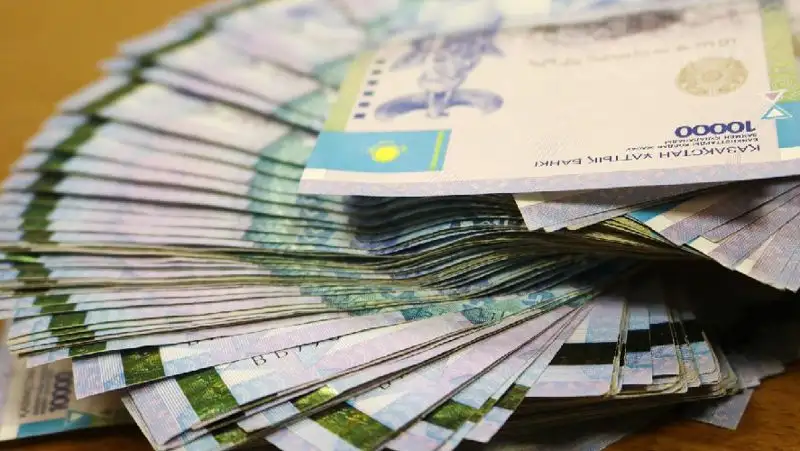 На 228,6 млрд тенге перевыполнили сбор налогов в Казахстане