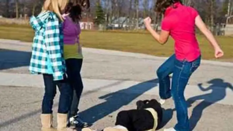 Жалаңаш, толық қыздардың суреттері