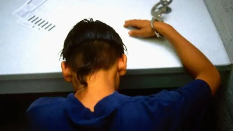 А&#1179;т&#1257;беде т&#1257;рт жас&#1257;спірім ересектерден з&#1241;бір к&#1257;рді