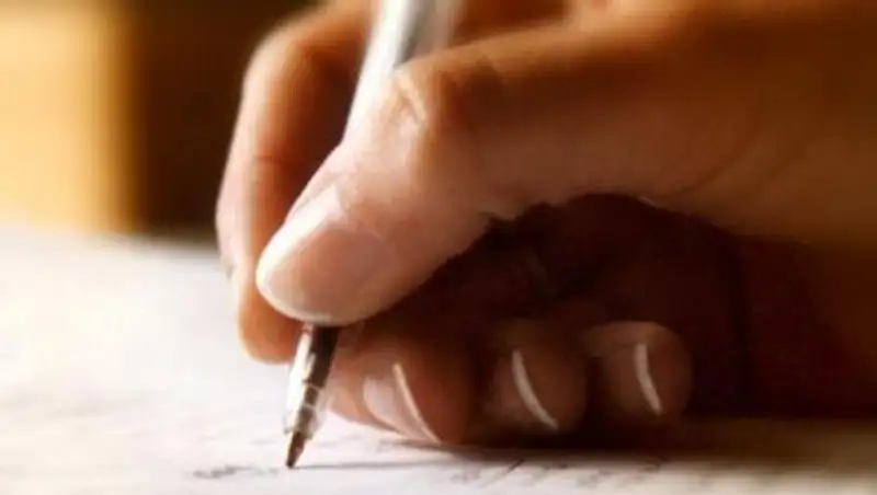 Студентов усть-каменогорских вузов попросили рассказать о взятках в учебных заведениях