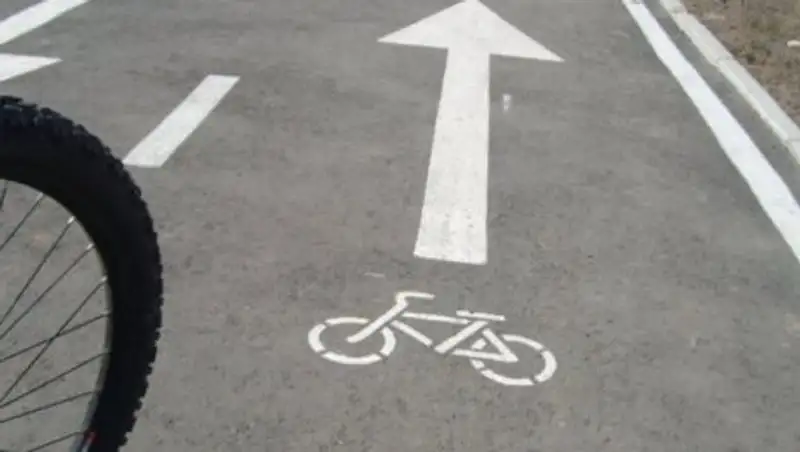 Как велодорожки защищают велосипедистов