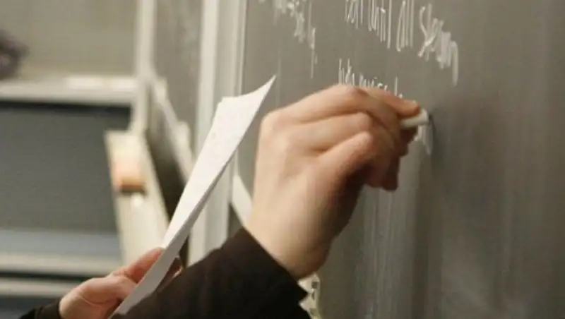 Казахстанцы не поддерживают идею перехода на систему 12-летнего школьного образования - опрос